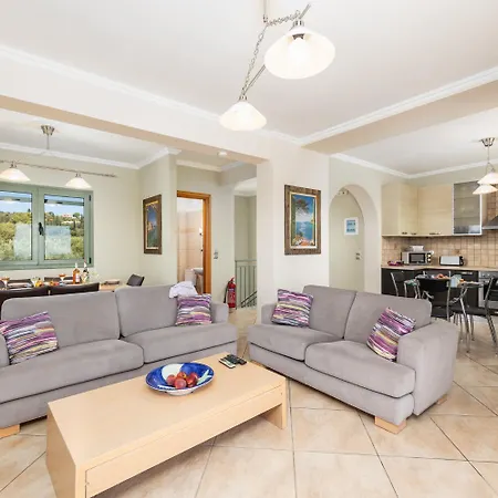 Rose Vilă Svoronata